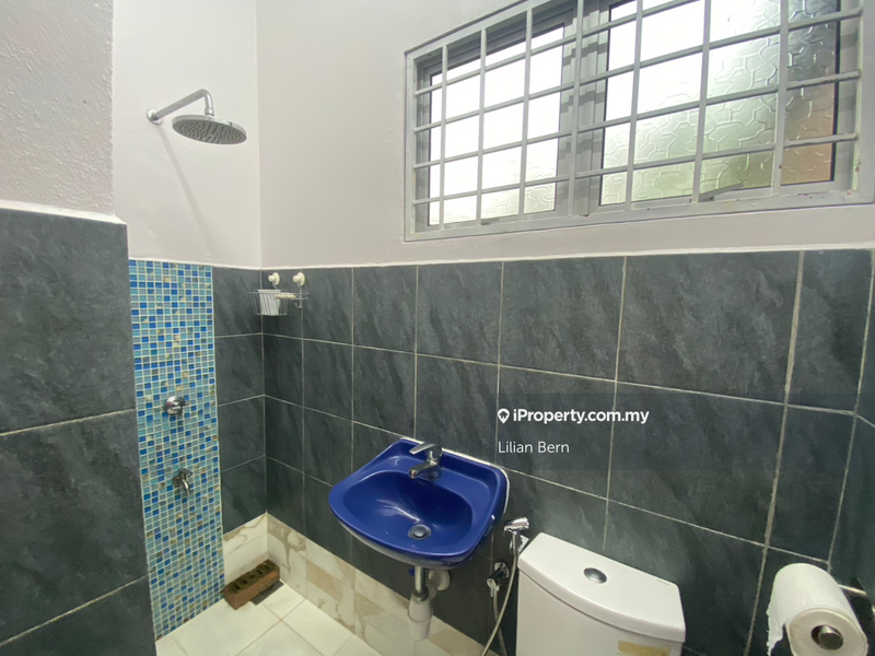 Bungalow House for Sale in Jalan SS12, Subang Jaya by Lilian Bern - iProperty.com.my