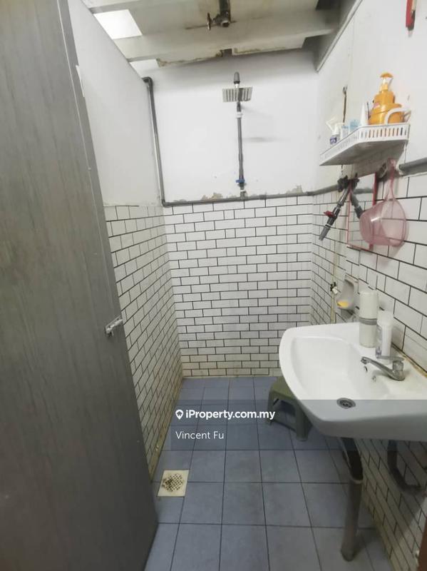 1-storey Terraced House for Sale in Taman Seri Paroi, Paroi by Vincent Fu - iProperty.com.my
