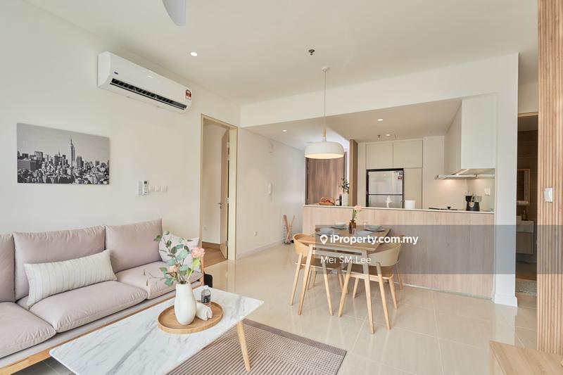 Mitsui Service Suites, BBCC Living Room