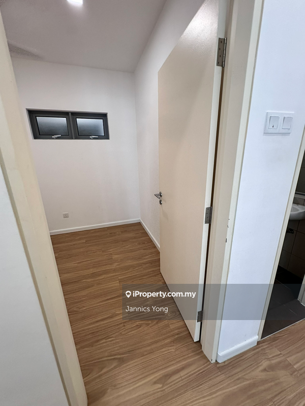 For Rent - Lakefront Residence