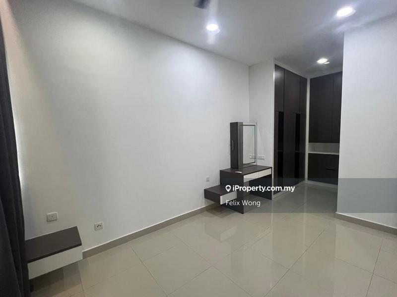 Condominium for Sale in Skyvilla @ D'Island by Felix Wong - iProperty.com.my