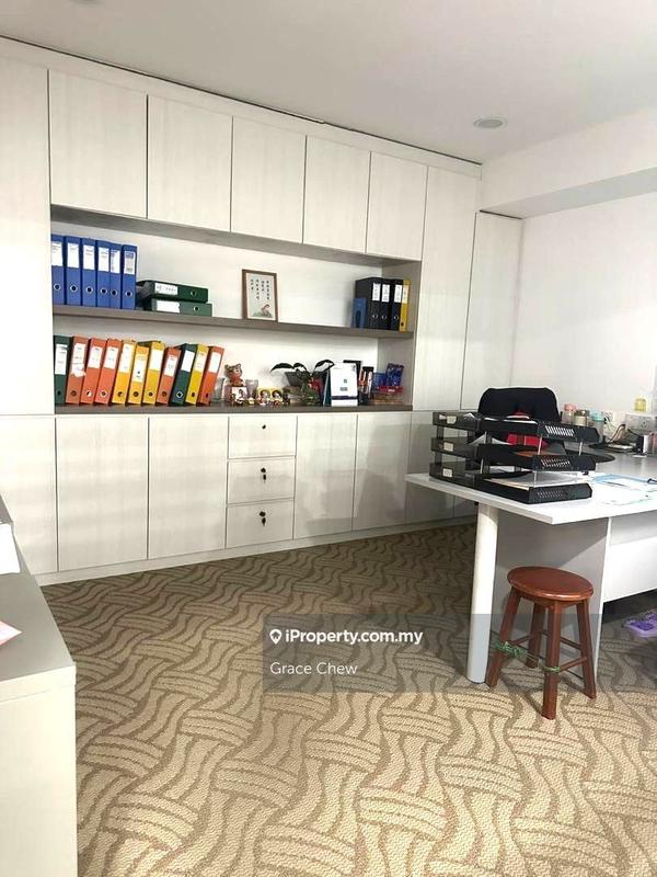 Kedai untuk Dijual di Taman Molek, Johor Bahru oleh Grace Chew - iProperty.com.my