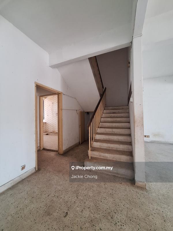 Rumah Teres 2-Tingkat untuk Dijual di Taman Overseas Union (Taman Oug), Jalan Klang Lama (Old Klang Road) oleh Jackie Chong - iProperty.com.my