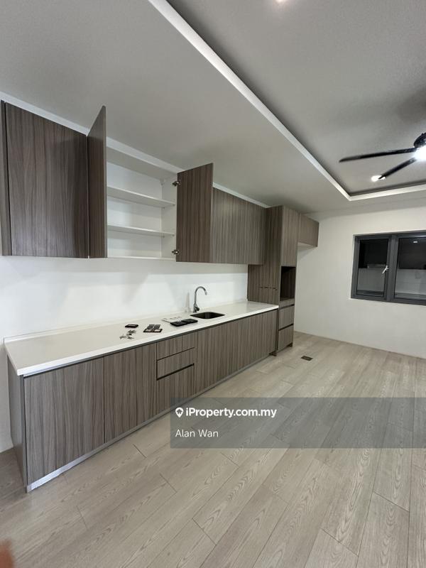 For Sale - Lakefront Residence