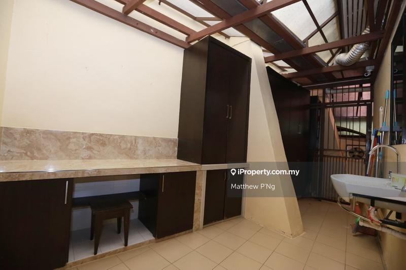 Rumah Berkembar untuk Dijual di Pantai Jerejak, Bayan Lepas oleh Matthew P'Ng - iProperty.com.my