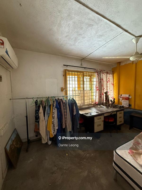 Rumah Berangkai 3 Tingkat untuk Dijual di Taman Sri Muda, Shah Alam oleh Dante Leong - iProperty.com.my