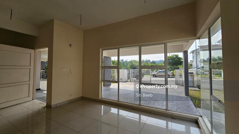 Rumah Berkembar untuk Dijual di Bukit Bandaraya, Shah Alam oleh Siti Beeb - iProperty.com.my