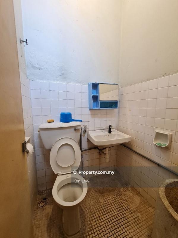 Rumah Teres 2-Tingkat untuk Dijual di Taman Connaught, Cheras oleh Ken Lew - iProperty.com.my