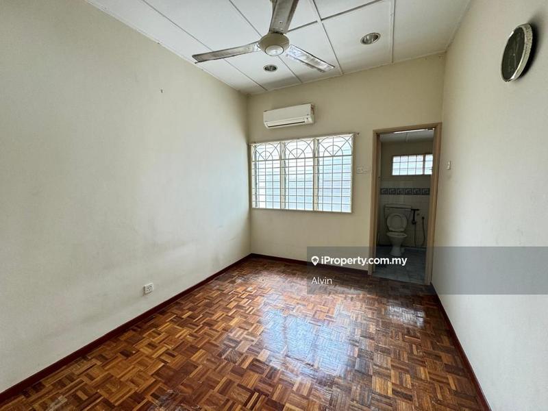 2-storey Terraced House for Sale in Taman Cheng Perdana, Cheng by Alvin - iProperty.com.my