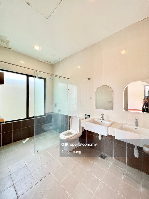 Rumah Berkembar untuk Dijual di Batu 9, Cheras oleh Stacy Young - iProperty.com.my