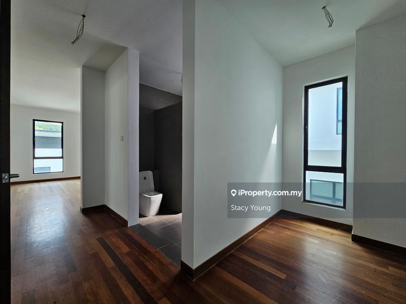 Rumah Berkembar untuk Dijual di Wira Heights, Bandar Sungai Long oleh Stacy Young - iProperty.com.my
