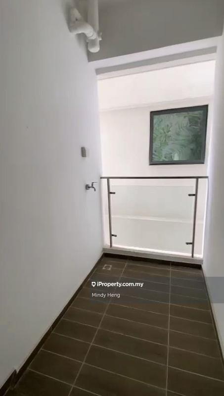Kondominium untuk Dijual di Royal Strand @ Country Garden Danga Bay oleh Mindy Heng - iProperty.com.my