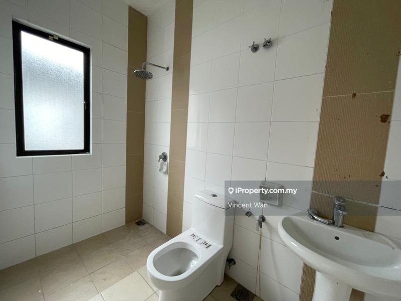 2.5-storey Terraced House for Sale in Sutera Damansara 2.5 Storey Superlink House, Petaling Jaya by Vincent Wan - iProperty.com.my