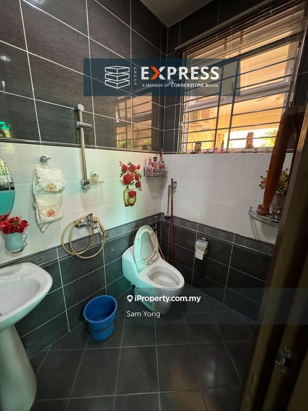 Bungalow House for Sale in Pujut, Miri by Sam Yong - iProperty.com.my