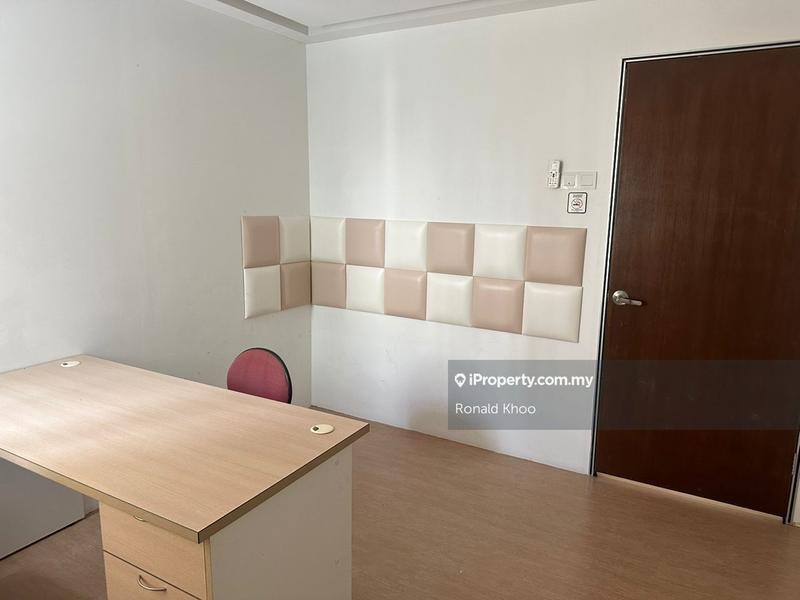 Pejabat untuk Disewa di Bandar Puteri Puchong, Puchong oleh Ronald Khoo - iProperty.com.my