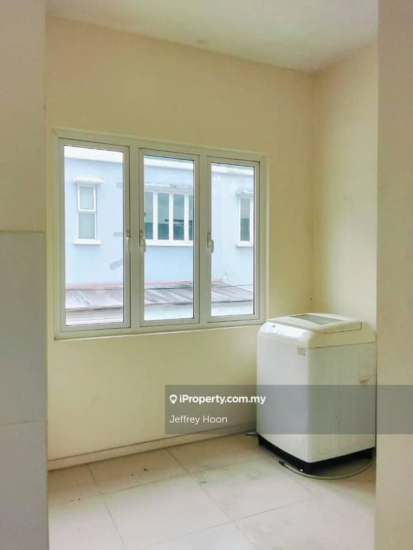 Townhouse for Sale in Viridian Cheras Idaman, Bandar Sungai Long by Jeffrey Hoon - iProperty.com.my