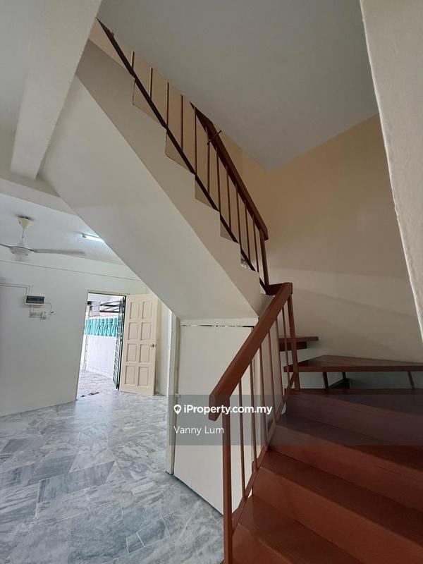 Rumah Berangkai 2 Tingkat untuk Dijual di Puchong, Puchong Perdana oleh Vanny Lum - iProperty.com.my