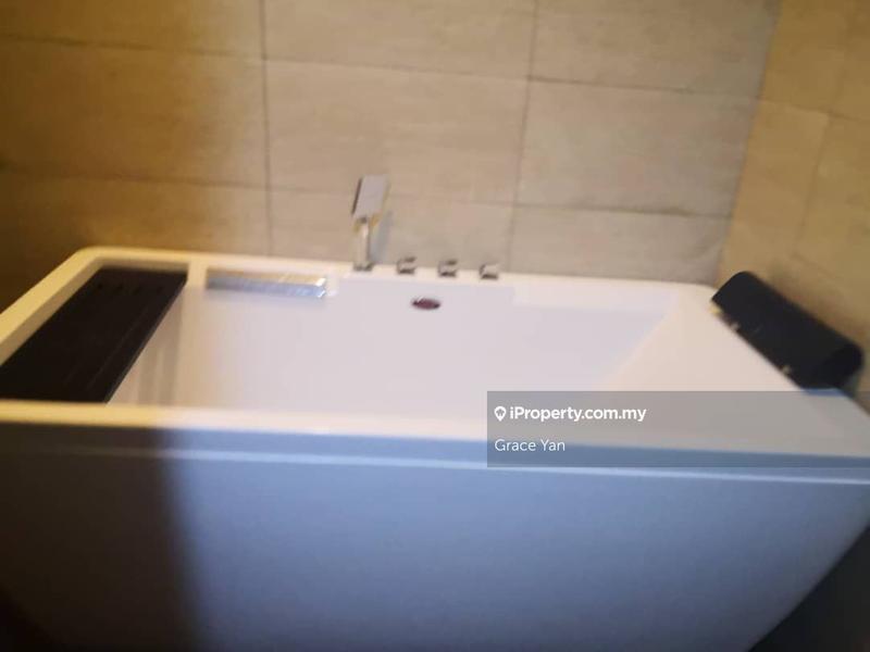 For Rent - Molek Regency