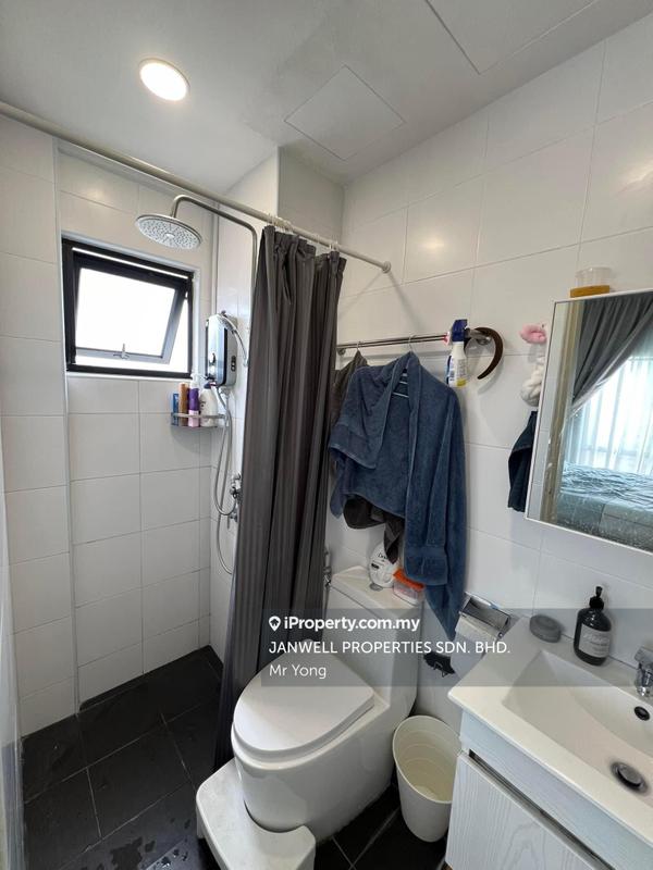 Kediaman Servis untuk Dijual di VIM 3 @ Desa Park North oleh Ethan Yong - iProperty.com.my