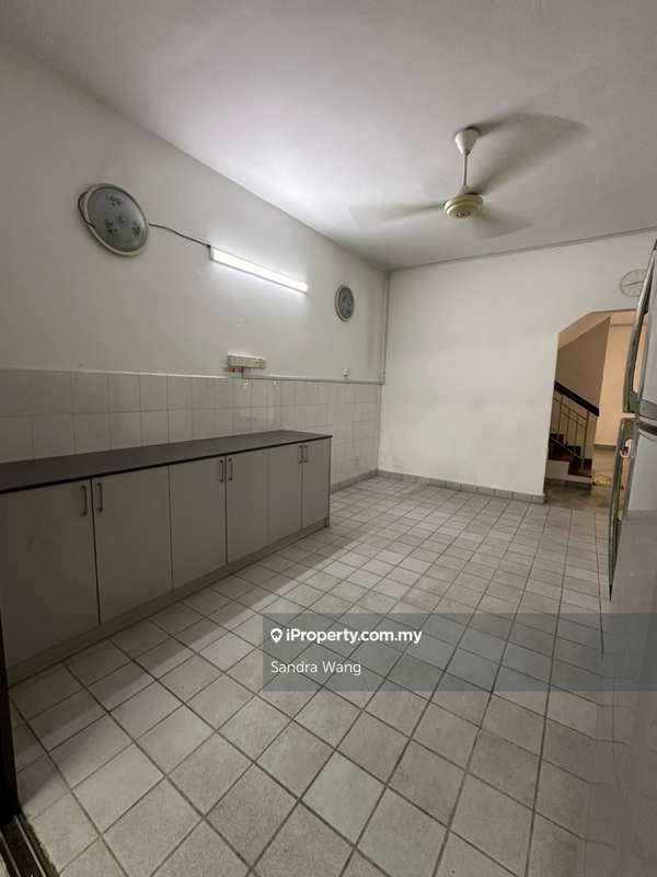 Rumah Berangkai 2.5 Tingkat untuk Dijual di Bandar Utama 7, Bandar Utama oleh Sandra Wang - iProperty.com.my