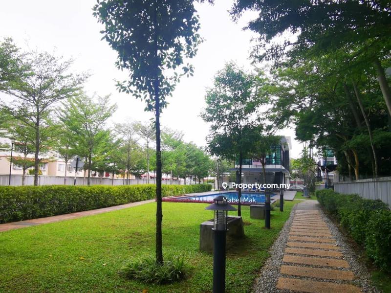 Semi-Detached House for Sale in Taman Bukit Serdang, Seri Kembangan by Mabel Mak - iProperty.com.my