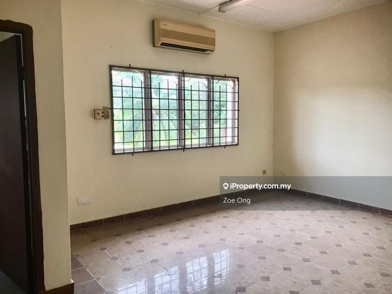 Bungalow House for Sale in Bandar Country Homes , Rawang, Rawang by Zoe Ong - iProperty.com.my