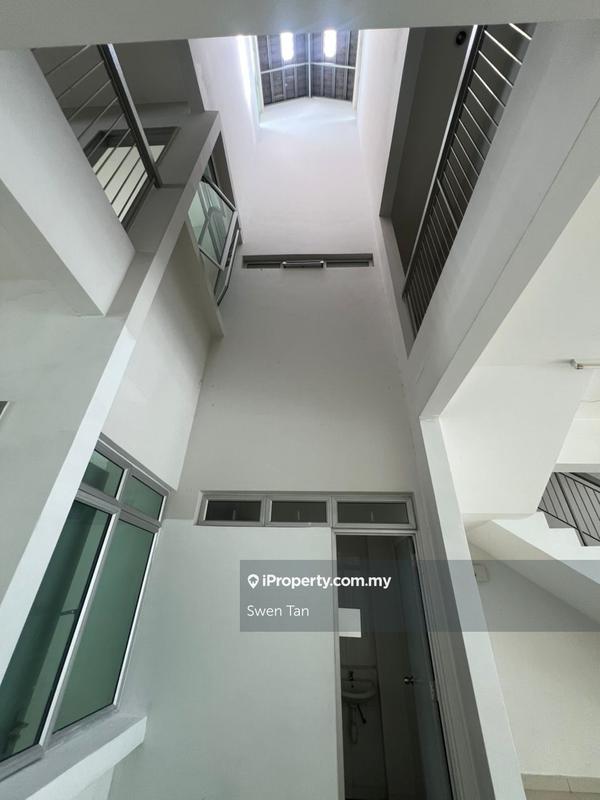 Terraced House for Sale in qi6mk, Telok Panglima Garang by Swen Tan - iProperty.com.my