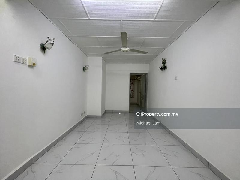 Rumah Teres 2-Tingkat untuk Dijual di SS3, Petaling Jaya oleh Michael Lam - iProperty.com.my