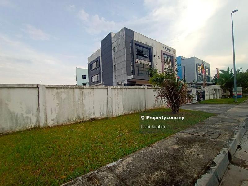 Kilang Berkembar untuk Dijual di Bukit Jelutong, Shah Alam oleh Izzat Ibrahim - iProperty.com.my