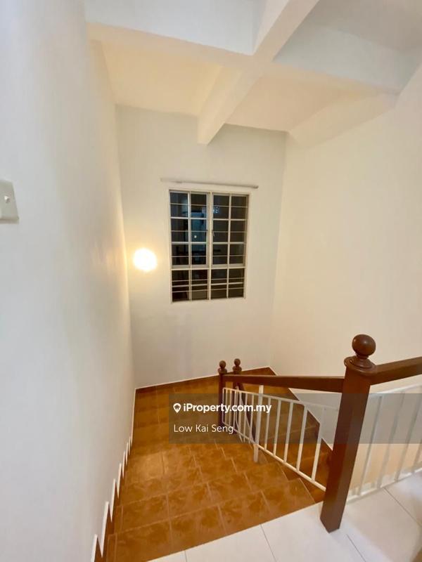 Townhouse for Sale in Damansara Jaya, Petaling Jaya by Low Kai Seng - iProperty.com.my