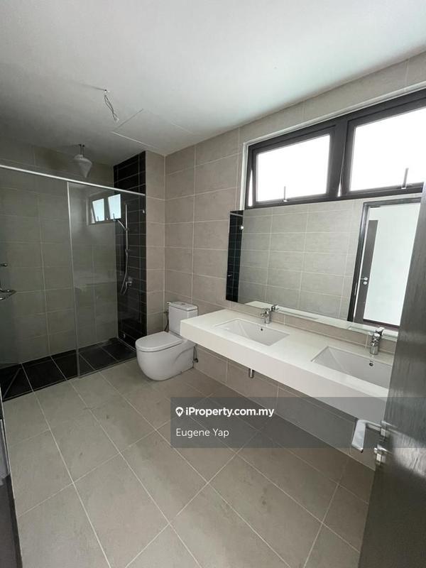 Rumah Teres 3-Tingkat untuk Dijual di Bukit Rahman Putra, Sungai Buloh oleh Eugene Yap - iProperty.com.my