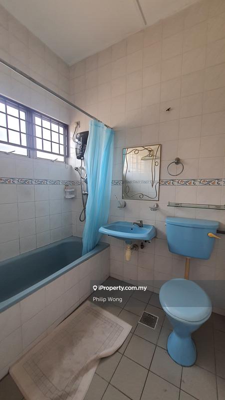 Rumah Berangkai 2 Tingkat untuk Dijual di Taman Serdang Raya, Seri Kembangan oleh Philip Wong - iProperty.com.my