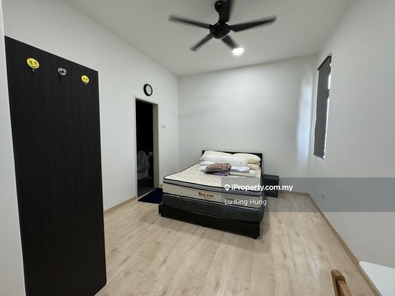 Condominium for Sale in Parkhill Residence by Lu King Hung - iProperty.com.my