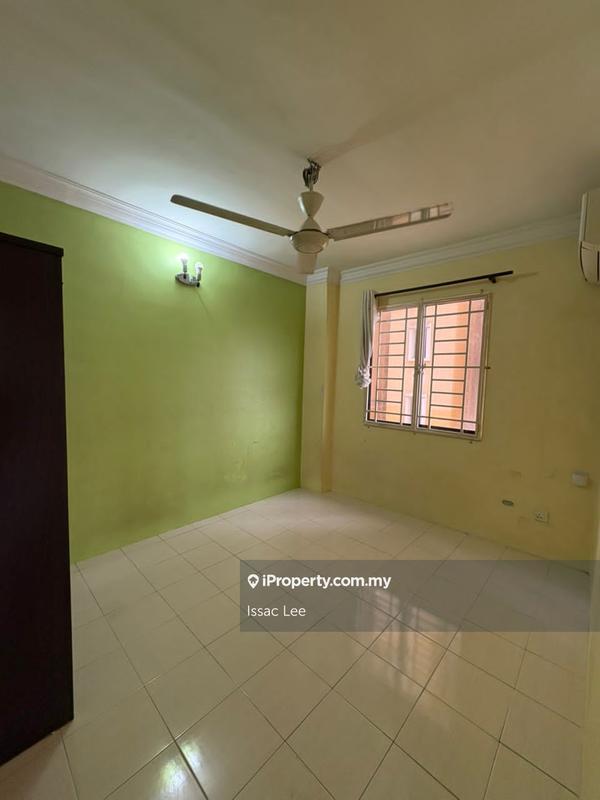 Condominium for Sale in Serina Bay by Issac Lee - iProperty.com.my