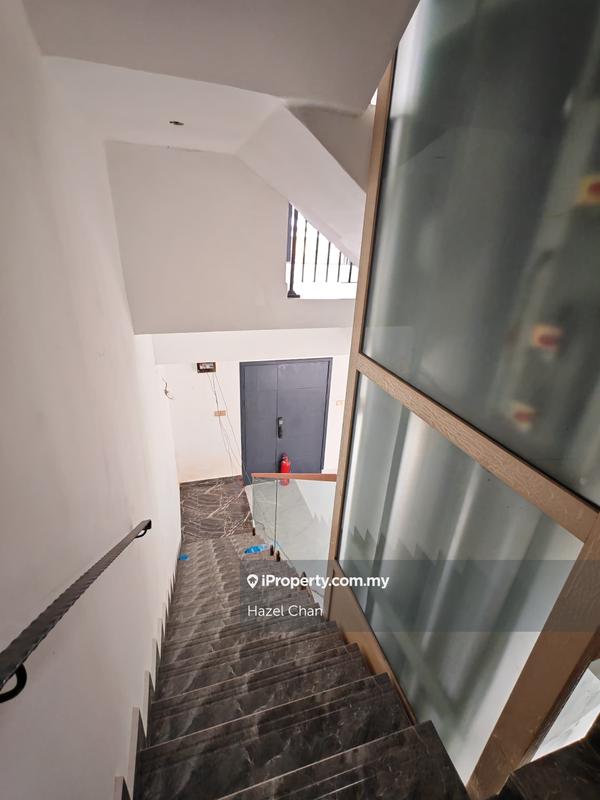 Rumah Berkembar untuk Dijual di Likas, Kota Kinabalu oleh Hazel Chan - iProperty.com.my