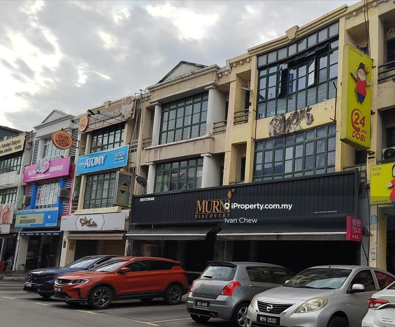 Shop for Sale in Usj 10, Subang Jaya by Ivan Chew - iProperty.com.my