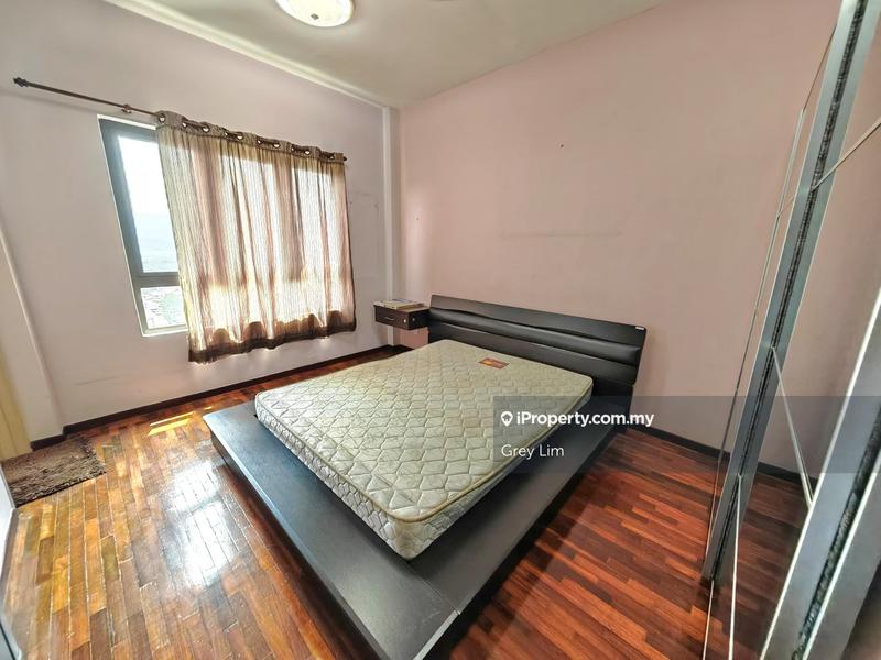 For Sale - Paradesa Tropika II