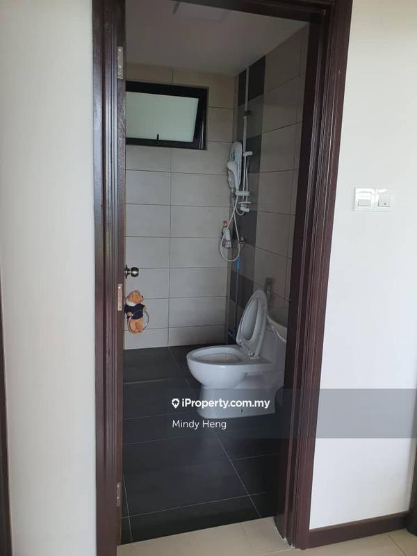 Service Residence for Sale in Molek Regency by Mindy Heng - iProperty.com.my