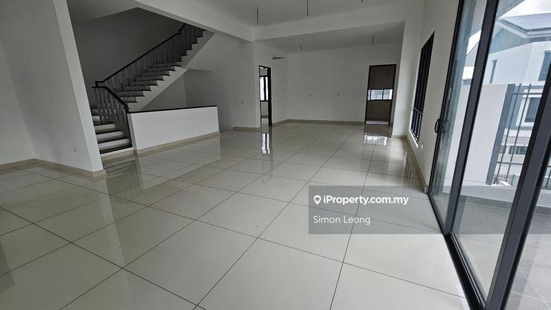 Rumah Berkembar untuk Dijual di Bukit Jelutong, Shah Alam oleh Simon Leong - iProperty.com.my