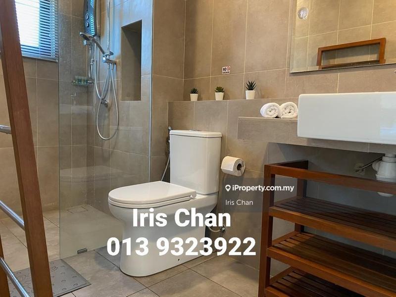 Service Residence for Sale in Timur Bay Seafront Residence by Iris Chan - iProperty.com.my