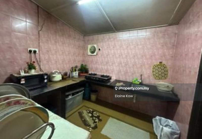 1-storey Terraced House for Sale in Seksyen 14, Petaling Jaya by Elaine Kow - Kitchen - iProperty.com.my