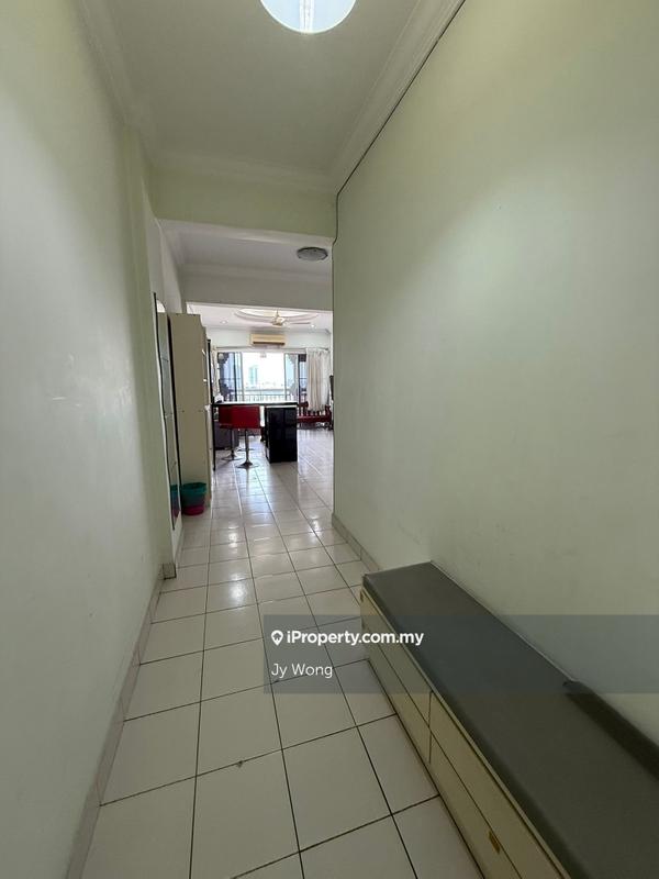 Condominium for Sale in La Vista Condominiums by Jy Wong - iProperty.com.my