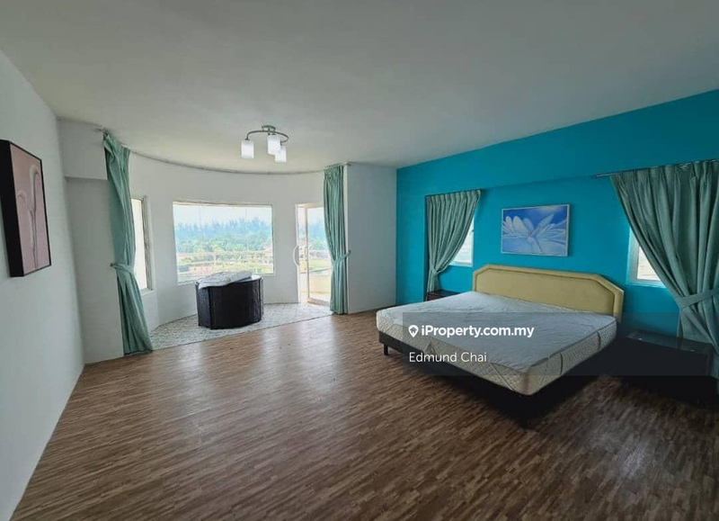 For Rent - Riverine Diamond