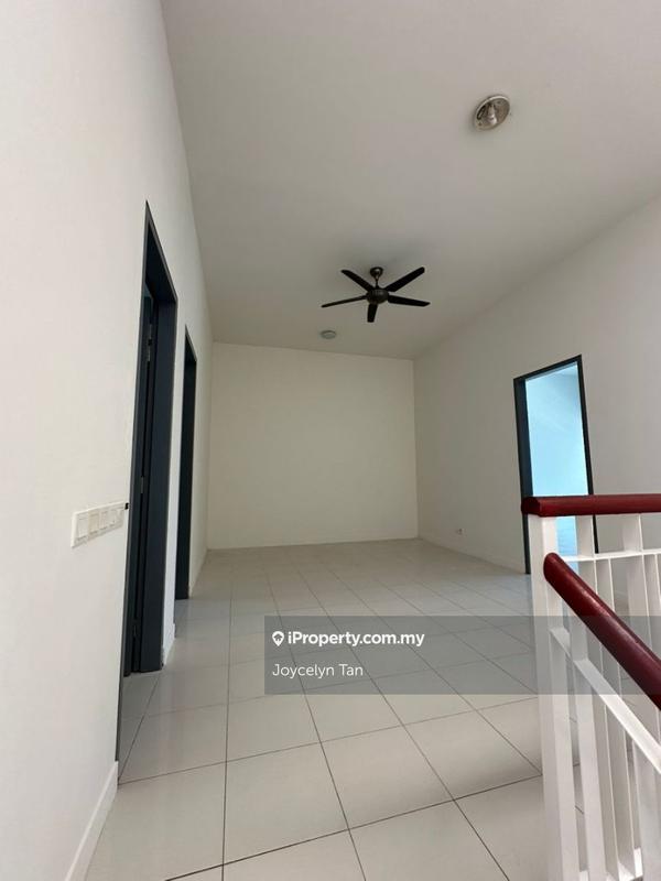 Rumah Teres 2-Tingkat untuk Dijual di Bandar Rimbayu, Telok Panglima Garang oleh Joycelyn Tan - iProperty.com.my