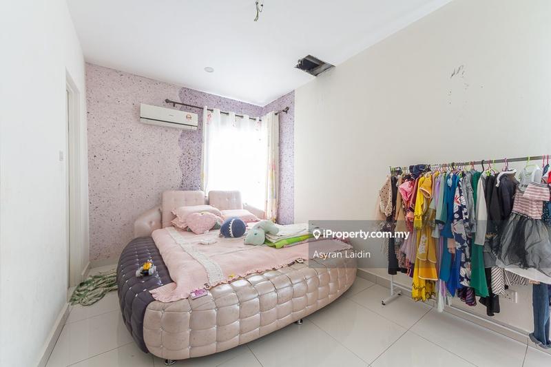 Rumah Berkembar untuk Dijual di 2sty Semi D unit at D'Kayangan, Shah Alam oleh Asyran Laidin - iProperty.com.my