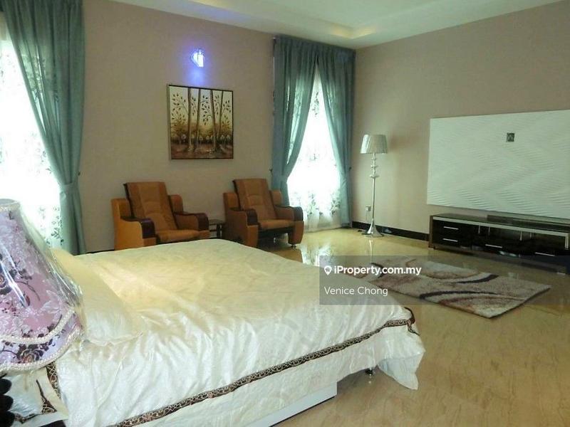 Banglo untuk Dijual di Mines Resort City, Seri Kembangan oleh Venice Chong - iProperty.com.my