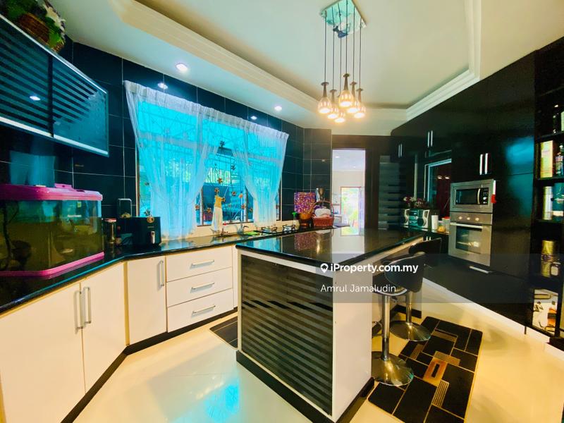 2.5-storey Terraced House for Sale in Laman Oakleaf, Ampang by Amrul Jamaludin - iProperty.com.my