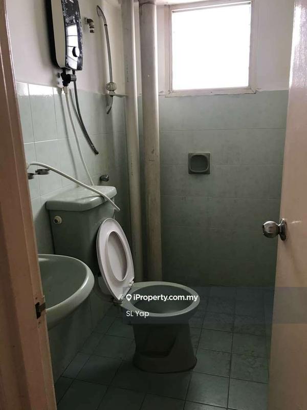Pangsapuri untuk Dijual di Vantage Point (Menang Ria) oleh SL Yap - Bathroom - iProperty.com.my