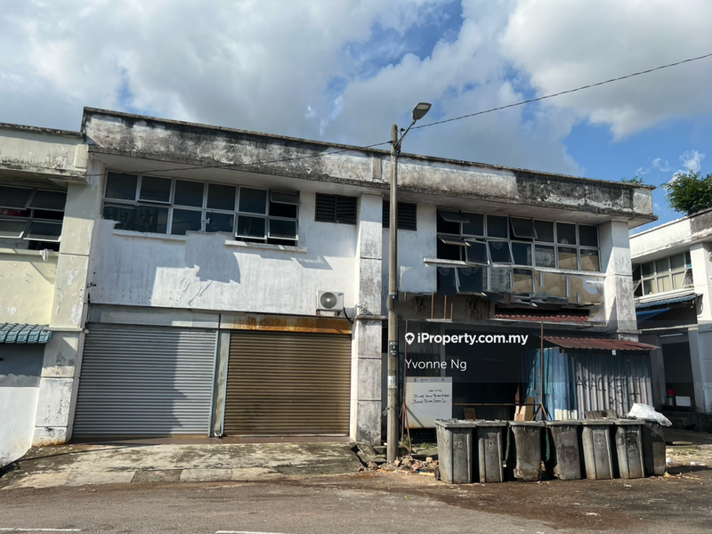 Shop-Office for Sale in Taman Universiti 2 Storey Shophouse, Skudai by Yvonne Ng - iProperty.com.my