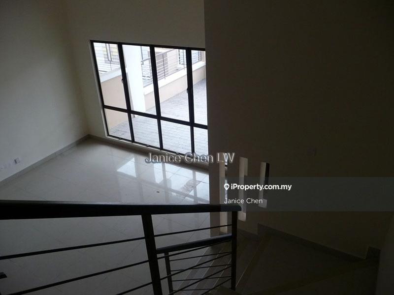 Rumah Berangkai 2.5 Tingkat untuk Disewa di Kinrara Residence, Taman Damai Utama, Puchong, Bandar Kinrara oleh Janice Chen - iProperty.com.my